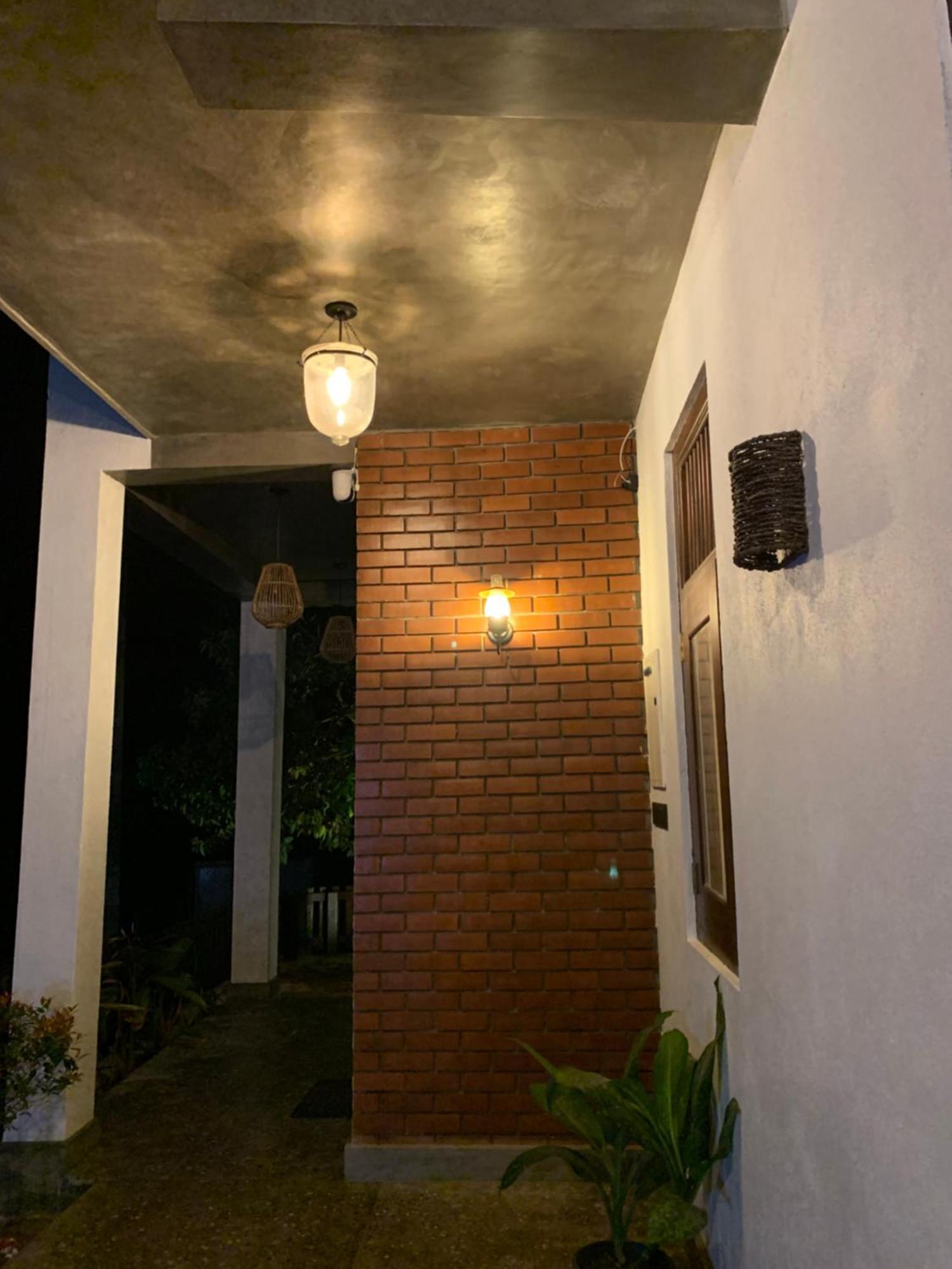 Bed and Breakfast Thaproo Bay Hiriketiya Dikwella Exterior foto